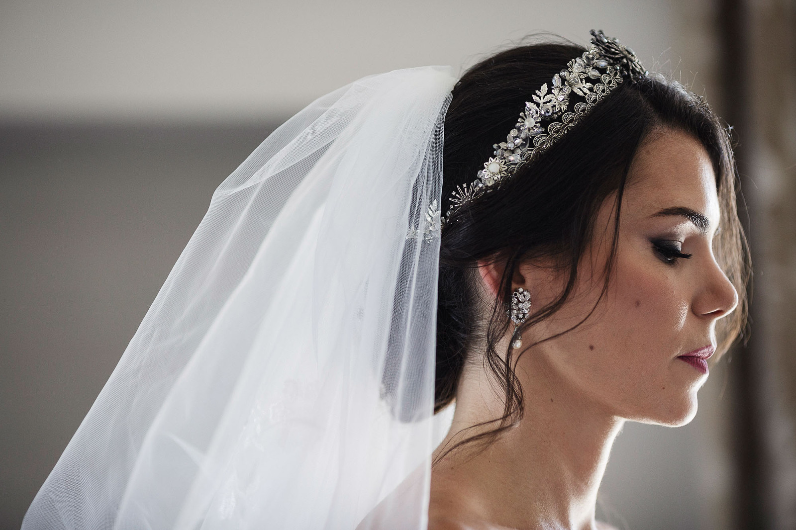 Fotografia de boda en Córdoba. Iglesia de San Juan y Todos los Santos (La Trinidad). Cortijo La Vieja Cigarra, Almodovar del Rio. Juan Luis Morilla. Wedding photography.